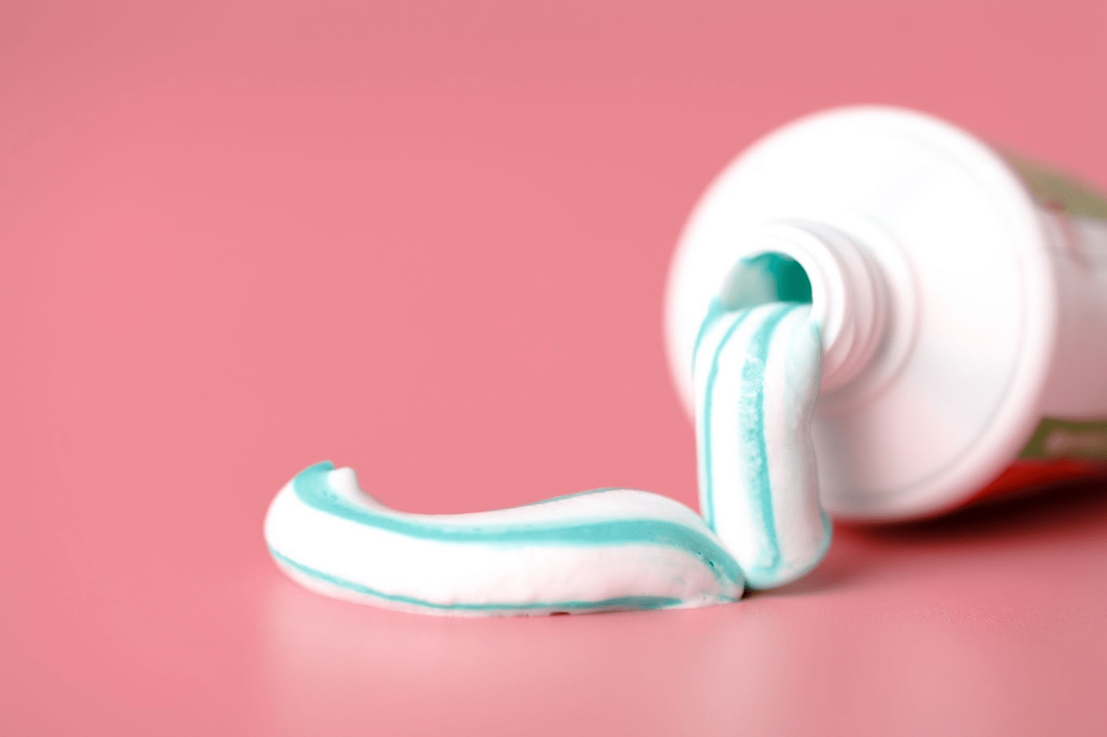Unexpected Ways to Use Toothpaste